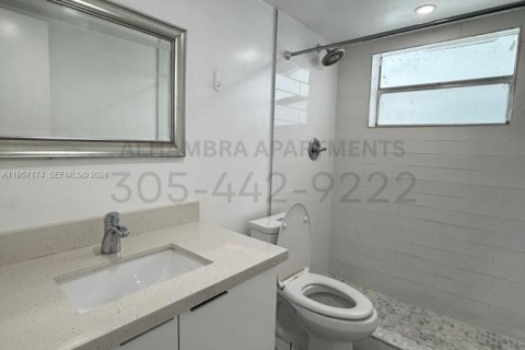 Copropriété à louer à Miami, Floride: 2 chambres, 83.61 m2 № 2011218 - photo 7