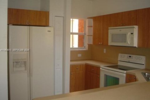 Adosado en alquiler en Florida City, Florida, 3 dormitorios, 141.86 m2 № 2026862 - foto 9