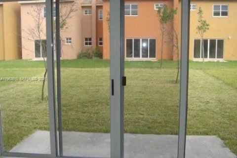 Adosado en alquiler en Florida City, Florida, 3 dormitorios, 141.86 m2 № 2026862 - foto 10