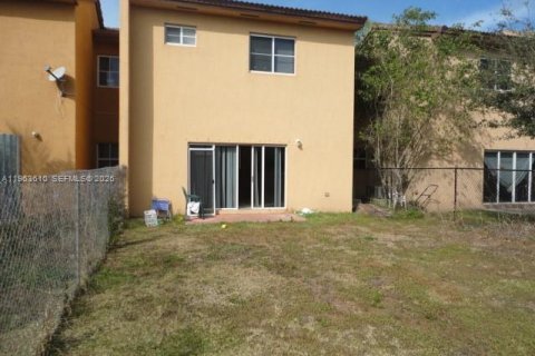 Adosado en alquiler en Florida City, Florida, 3 dormitorios, 141.86 m2 № 2026862 - foto 2