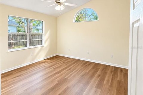 Villa ou maison à vendre à Gainesville, Floride: 3 chambres, 152.55 m2 № 2427075 - photo 11