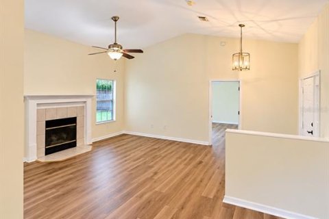 Villa ou maison à vendre à Gainesville, Floride: 3 chambres, 152.55 m2 № 2427075 - photo 5
