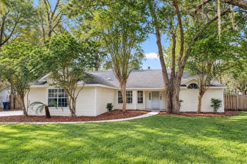 Villa ou maison à Gainesville, Floride 3 chambres, 152.55 m2 № 2427075