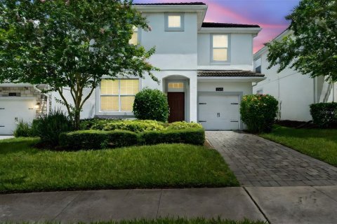 House in Davenport, Florida 5 bedrooms, 305.74 sq.m. № 1915468 - photo 4