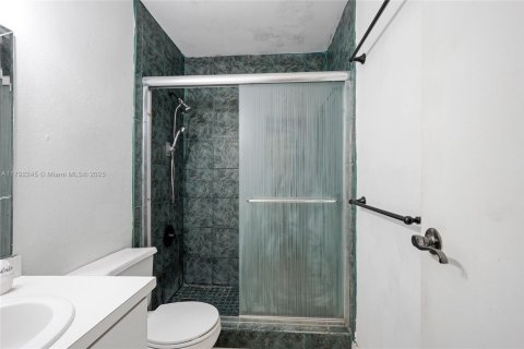 Купить кондоминиум в Хайалиа, Флорида 1 спальня, 91.23м2, № 1711940 - фото 23