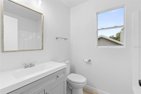 House in Orlando, Florida 4 bedrooms, 158.12 sq.m. № 1834683 - photo 22