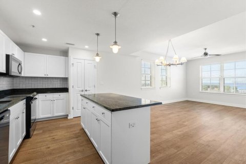 Apartamento en alquiler en Ruskin, Florida, 1 dormitorio, 82.22 m2 № 1542878 - foto 5