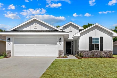 Villa ou maison à Alachua, Floride 4 chambres, 151.9 m2 № 2093367