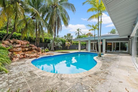 Casa en venta en Pinecrest, Florida, 6 dormitorios № 1802765 - foto 22
