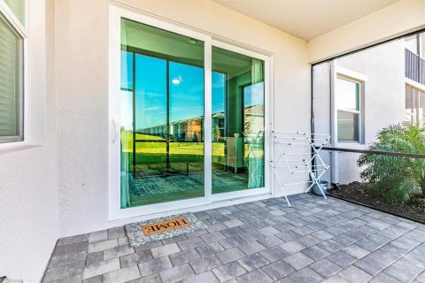 Condo in Venice, Florida, 2 bedrooms in WELLEN PARK  № 1540008 - photo 26