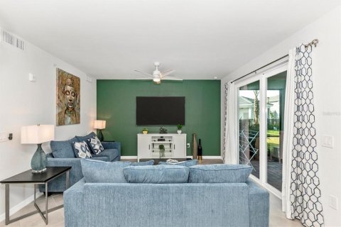 Condo in Venice, Florida, 2 bedrooms in WELLEN PARK  № 1540008 - photo 21