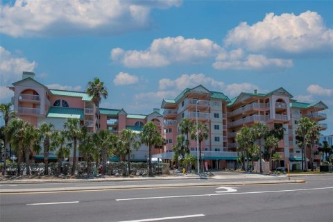 Condo in Indian Shores, Florida, 1 bedroom  № 1762159 - photo 2
