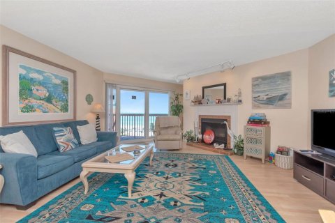 Condo in Indian Shores, Florida, 1 bedroom  № 1762159 - photo 18