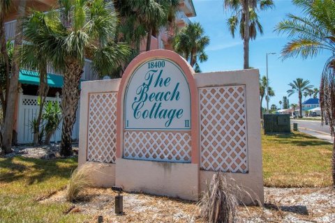 Condo in Indian Shores, Florida, 1 bedroom  № 1762159 - photo 1