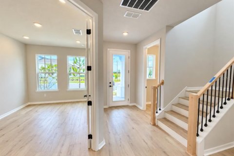 Villa ou maison à vendre à Orlando, Floride: 3 chambres, 217.21 m2 № 2410670 - photo 4