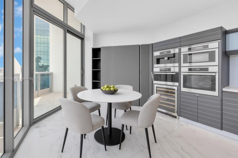 Copropriété à louer à Miami, Floride: 3 chambres, 400.41 m2 № 1925622 - photo 16