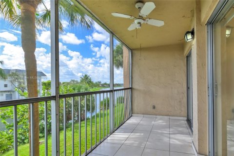 Copropriété à vendre à Hialeah, Floride: 1 chambre, 71.63 m2 № 1951784 - photo 24