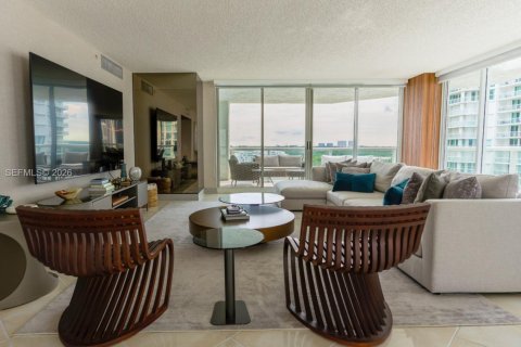 Condo à Sunny Isles Beach, Floride, 3 chambres  № 2171280
