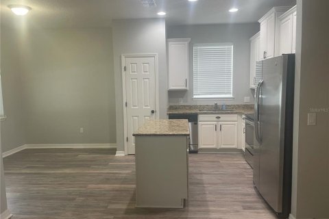Villa ou maison à louer à Brooksville, Floride: 3 chambres, 127.93 m2 № 2167659 - photo 6