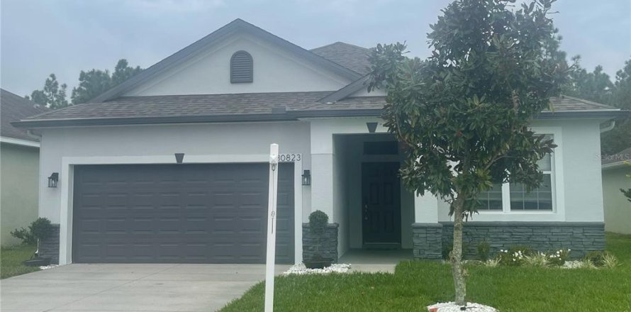 Villa ou maison à Brooksville, Floride 3 chambres, 127.93 m2 № 2167659