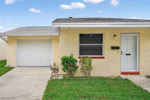 Casa en venta en New Port Richey, Florida, 2 dormitorios, 74.41 m2 № 1902544 - foto 3