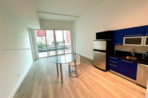 Condo in Miami, Florida  № 1965573 - photo 4