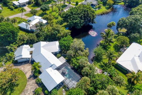Villa ou maison à vendre à Vero Beach, Floride: 4 chambres, 263.19 m2 № 1955178 - photo 1
