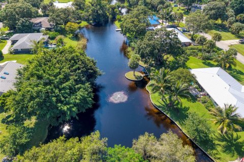Villa ou maison à vendre à Vero Beach, Floride: 4 chambres, 263.19 m2 № 1955178 - photo 10