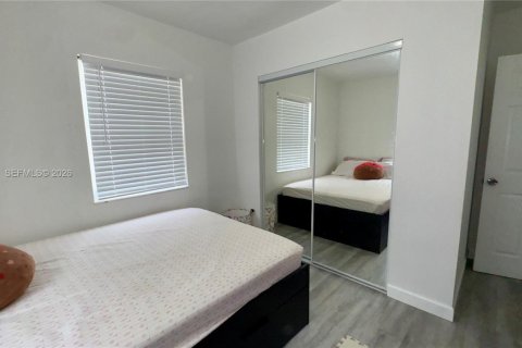 Купить виллу или дом в Лодерхилл, Флорида 3 спальни, 101.82м2, № 2038214 - фото 11