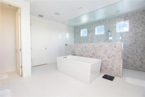 Villa ou maison à vendre à Saint Pete Beach, Floride: 5 chambres, 447.6 m2 № 2425833 - photo 26