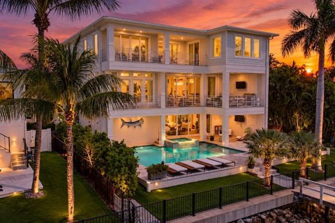 Villa ou maison à vendre à Saint Pete Beach, Floride: 5 chambres, 447.6 m2 № 2425833 - photo 7