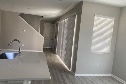 Townhouse in Kissimmee, Florida 3 bedrooms, 139.35 sq.m. № 2121186 - photo 5