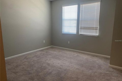 Townhouse in Kissimmee, Florida 3 bedrooms, 139.35 sq.m. № 2121186 - photo 16