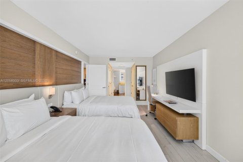 Hotel en venta en Fort Lauderdale, Florida, 1 dormitorio, 80.64 m2 № 2244284 - foto 30