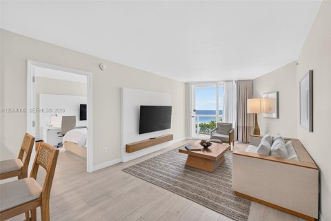 Hotel en venta en Fort Lauderdale, Florida, 1 dormitorio, 80.64 m2 № 2244284 - foto 7