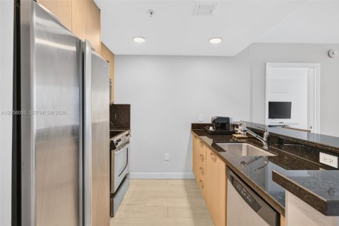 Hotel en venta en Fort Lauderdale, Florida, 1 dormitorio, 80.64 m2 № 2244284 - foto 18