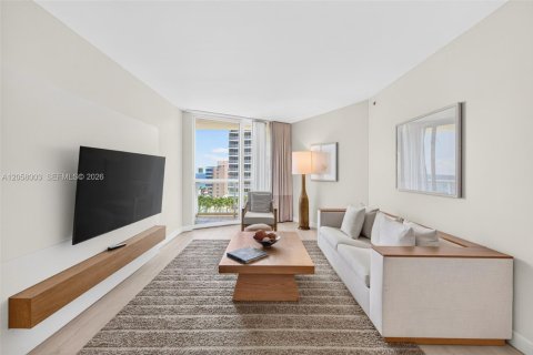 Hotel en venta en Fort Lauderdale, Florida, 1 dormitorio, 80.64 m2 № 2244284 - foto 8