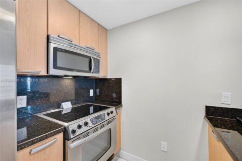 Hotel en venta en Fort Lauderdale, Florida, 1 dormitorio, 80.64 m2 № 2244284 - foto 20