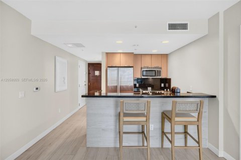 Hotel en venta en Fort Lauderdale, Florida, 1 dormitorio, 80.64 m2 № 2244284 - foto 14