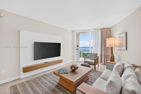 Hotel en venta en Fort Lauderdale, Florida, 1 dormitorio, 80.64 m2 № 2244284 - foto 9