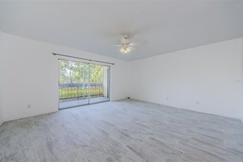 Condo in Clearwater, Florida, 1 bedroom  № 1665946 - photo 9