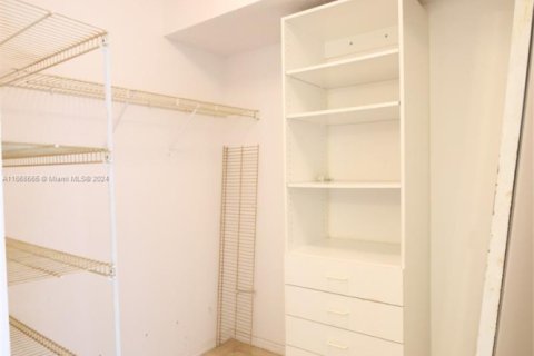 Купить кондоминиум в Санрайз, Флорида 2 спальни, 88.26м2, № 1814684 - фото 30