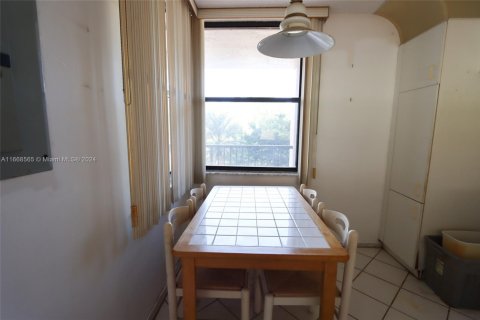 Купить кондоминиум в Санрайз, Флорида 2 спальни, 88.26м2, № 1814684 - фото 10