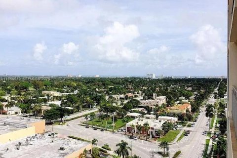 Купить кондоминиум в Холливуд, Флорида 1 спальня, 88.63м2, № 2020627 - фото 3