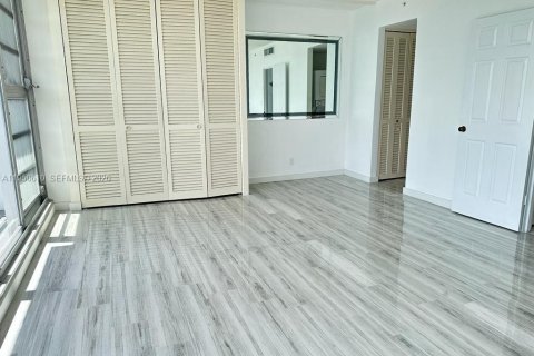 Купить кондоминиум в Холливуд, Флорида 1 спальня, 88.63м2, № 2020627 - фото 17