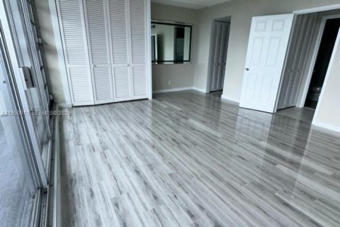 Купить кондоминиум в Холливуд, Флорида 1 спальня, 88.63м2, № 2020627 - фото 16