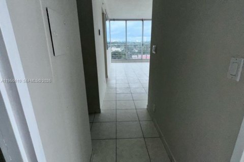 Купить кондоминиум в Холливуд, Флорида 1 спальня, 88.63м2, № 2020627 - фото 8