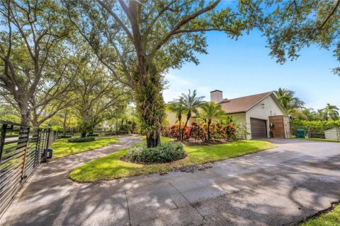 Casa en venta en Palmetto Bay, Florida, 5 dormitorios, 335.75 m2 № 2315951 - foto 5
