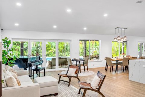 Casa en venta en Palmetto Bay, Florida, 5 dormitorios, 335.75 m2 № 2315951 - foto 8