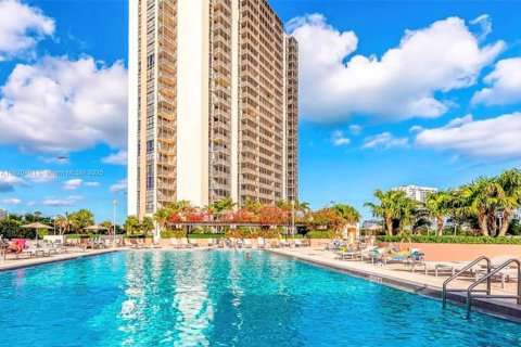 Copropriété à louer à Aventura, Floride: 3 chambres, 206.8 m2 № 1779774 - photo 30